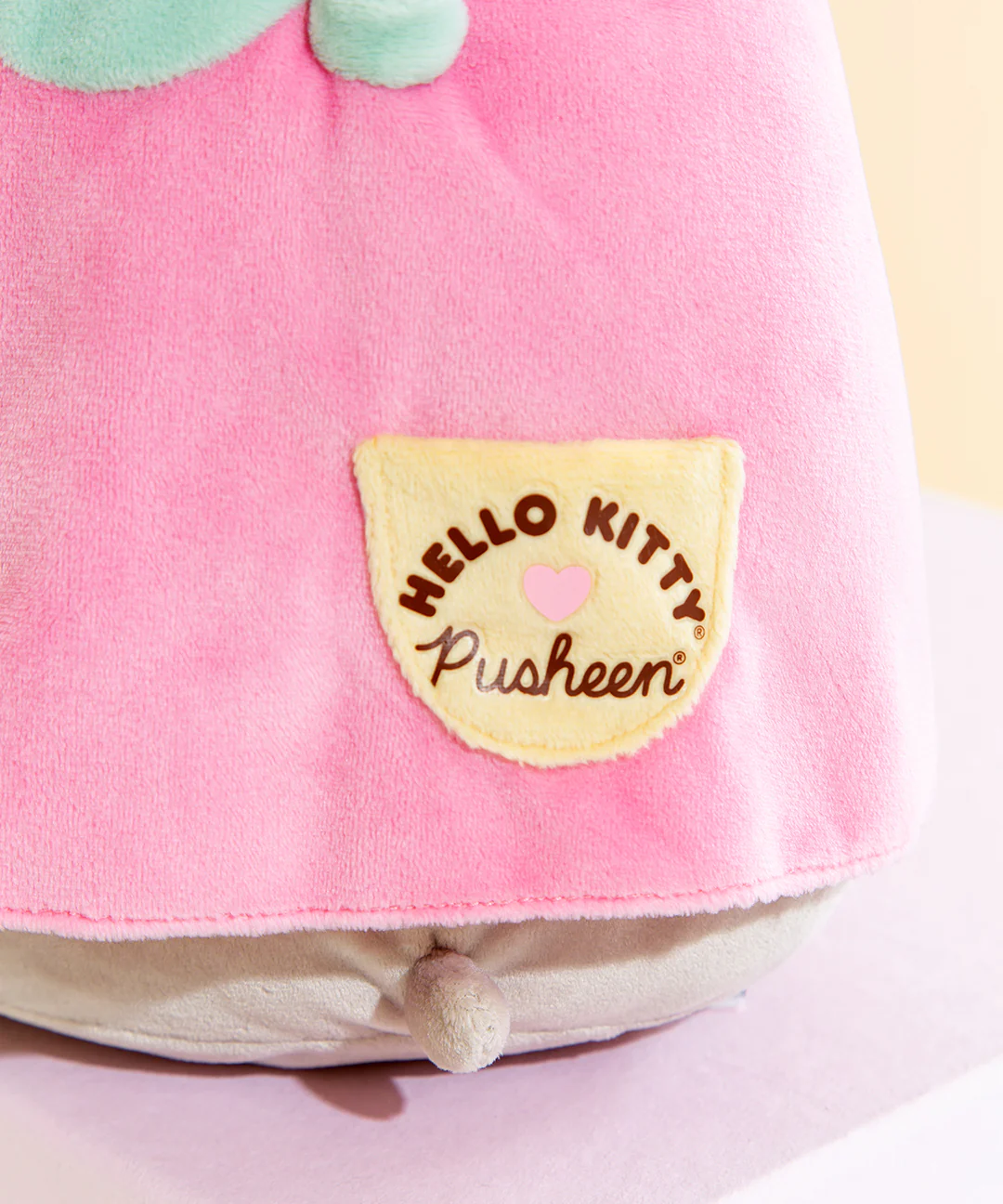 Peluche Gato Pusheen En Disfraz Hello Kitty 25cm Gund Nuevo - Imagen 5