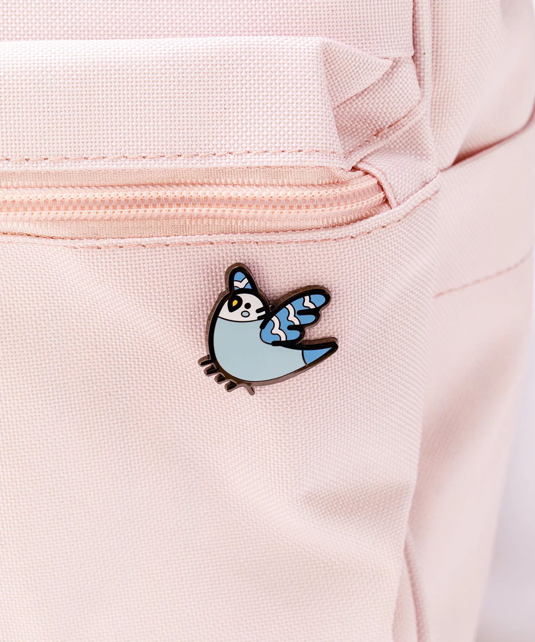 Pin Pusheen Bo El Periquito Mejores Amigos Parakeet Adorno - Imagen 2